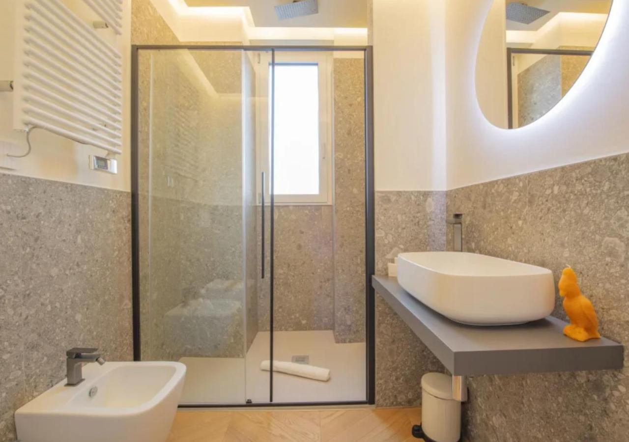 Appartamento Sweett- Luxury Torino Milano Esterno foto