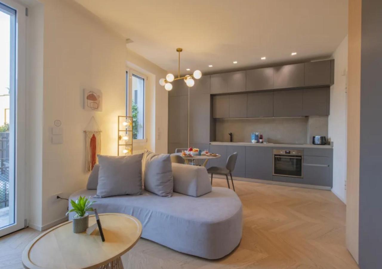 Appartamento Sweett- Luxury Torino Milano Esterno foto