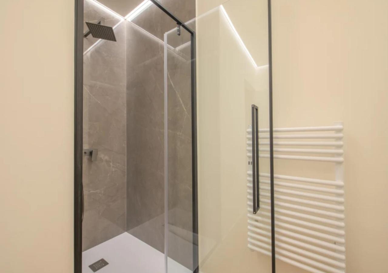 Appartamento Sweett- Luxury Torino Milano Esterno foto
